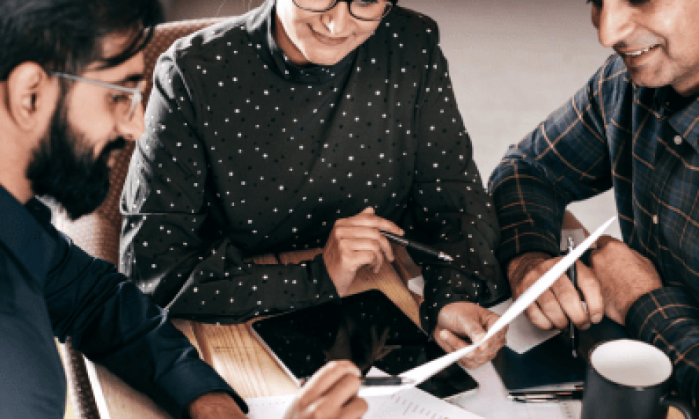 Descubra as melhores taxas de antecipação de crédito trabalhista! Saiba como garantir condições vantajosas e receber seu dinheiro de forma rápida e segura.