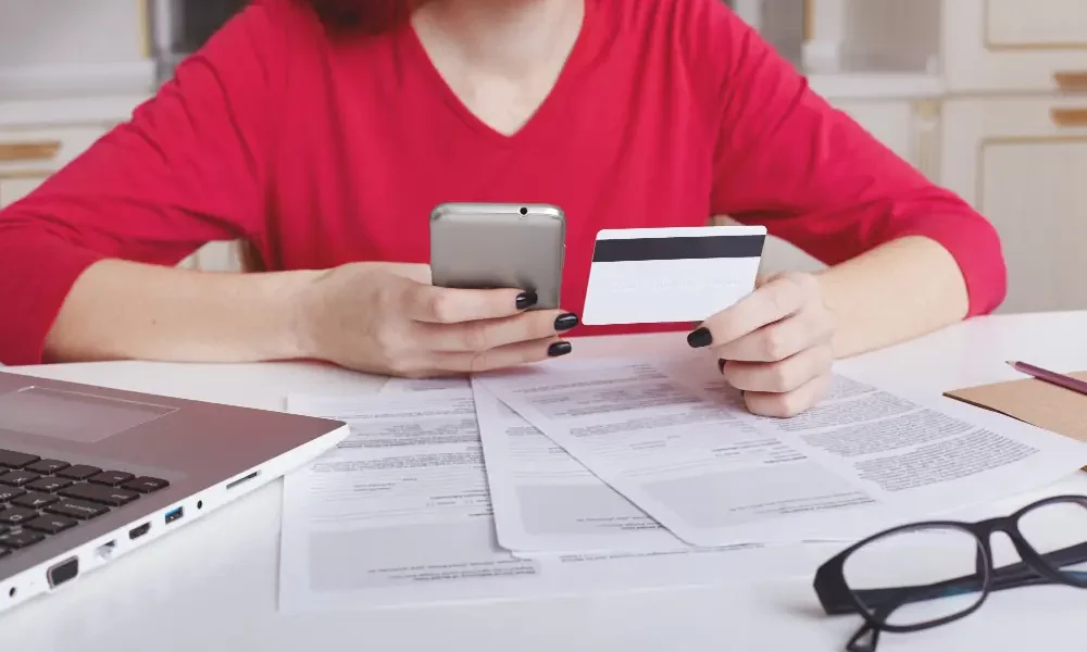 o perigo dos juros do cartao de credito vs as taxas competitivas da antecipacao
